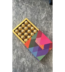 Özel Kutuda 16 Adet Premium Rocher Çikolata